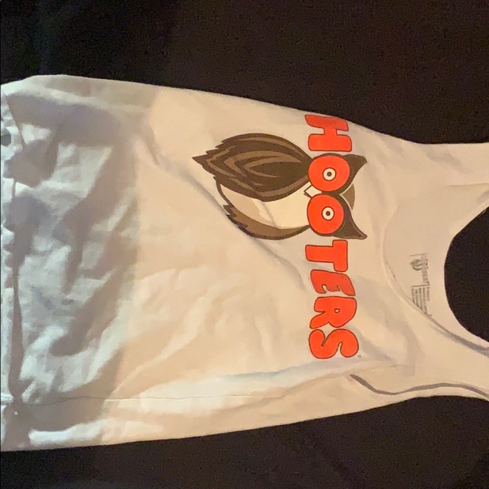 hooter girls shirt!